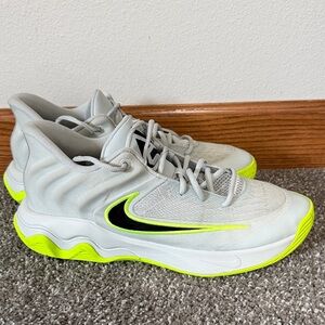 Giannis Immortality 4 Mens Basketball Shoes size 10.5